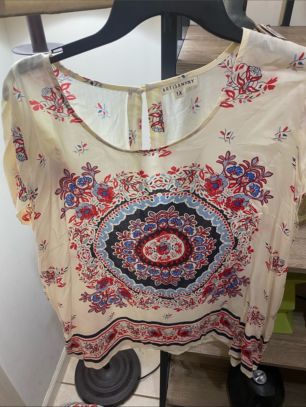 Artisan Cream Medallion Floral Short Sleeve Blouse - 1X